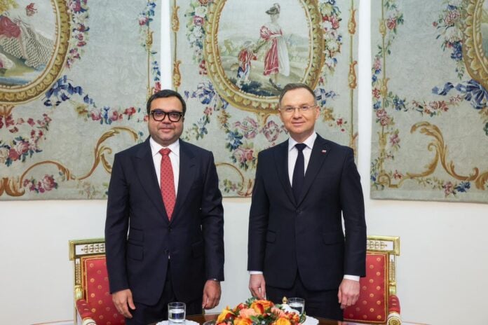 ambassador muhammad sami on tuesday presented his credentials to president of the republic of poland andrzej sebastian duda and was accorded the guard of honor during an illustrious ceremony photo app