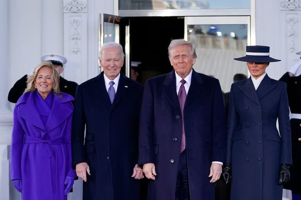 us president elect donald trump and his wife melania trump meet with u s president joe biden and first lady jill biden at the white house on inauguration day of donald trump s second presidential term in washington us january 20 2025 photo reuters