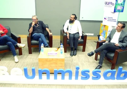 students urged to keep pace with digital landscape