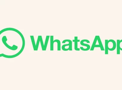 whatsapp will let users stay logged in to two accounts