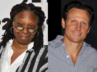 whoopi goldberg didn t read the script before accepting ezra role