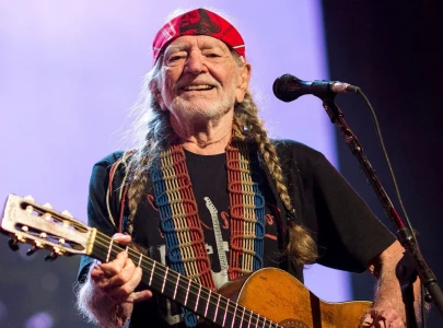 has willie nelson passed away