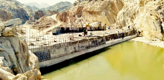 winder dam to be completed next year