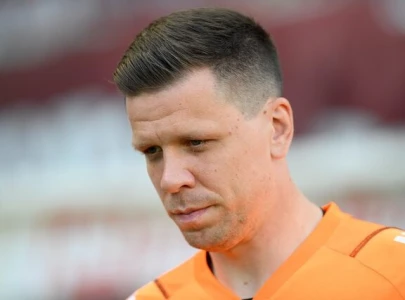 szczesny retires from football at 34 following juventus departure