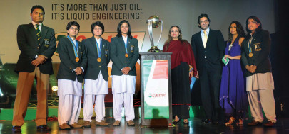 cricket world cup women s team steals the spotlight from the trophy