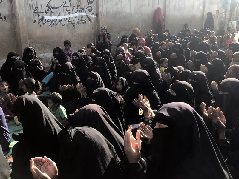 women pray for the lynching victims photo courtesy twitter amarguriro women pray for the lynching victims photo courtesy twitter amarguriro