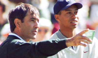 golf woods drops to eighth