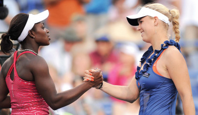 top seeds advance at indian wells