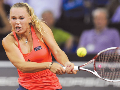 wozniacki strolls into third round wozniacki strolls into third round