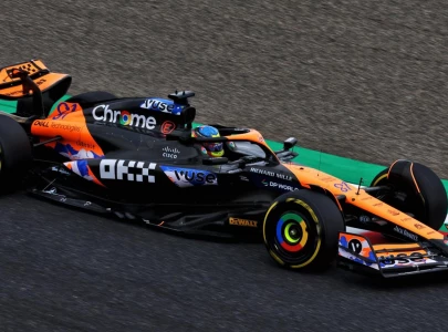 piastri fastest in wet japanese grand prix second practice