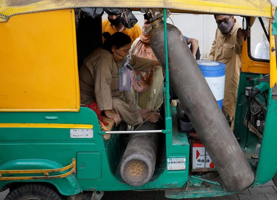rickshaw ambulance offers free oxygen transport for virus patients rickshaw ambulance offers free oxygen transport for virus patients