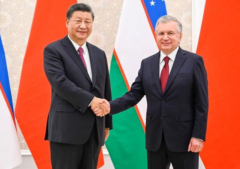 chinese president xi jinping holds talks with uzbek president shavkat mirziyoyev in samarkand uzbekistan sept 15 2022 photo xinhua