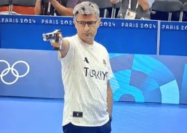 yusuf dikec goes viral again after olympic fame with effortless gold win at european championship 2025 yusuf dikec goes viral again after olympic fame with effortless gold win at european championship 2025