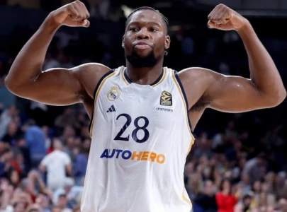 yabusele s dunk over lebron at paris 2024 sparks global reaction