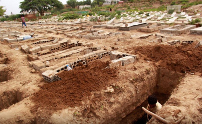 grave counting satellite images seek to track yemen s covid death toll grave counting satellite images seek to track yemen s covid death toll