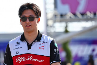 zhou extends contract with alfa romeo into 2023