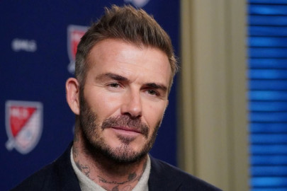 david beckham hands over instagram account to doctor helping women give birth in ukraine david beckham hands over instagram account to doctor helping women give birth in ukraine