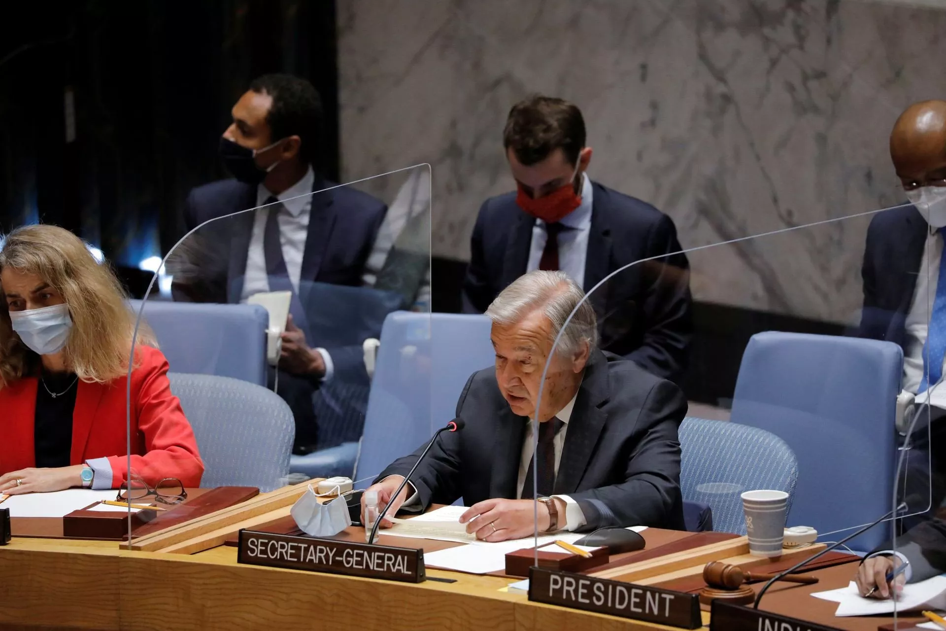 un security council pushes for talks to form new afghan government un security council pushes for talks to form new afghan government