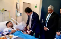 pakistan s high commissioner to australia zahid hafeez chaudhri visit muhammad taha the pakistani citizen who sustained serious injuries while saving others in bondi junction sydney attacks photo x zahid hafeez chaudhri
