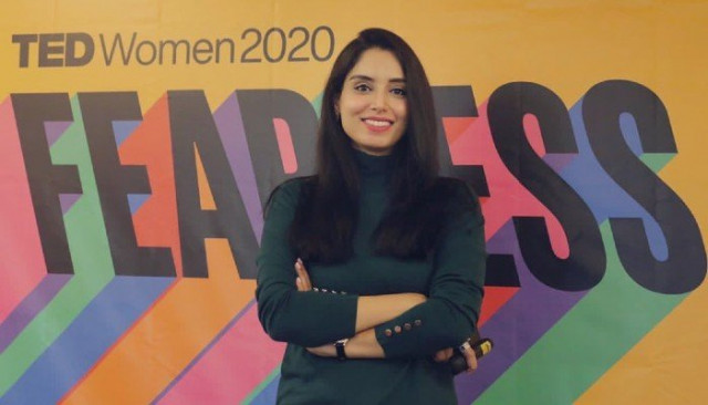 cricket presenter zainab abbas leaves india cricket presenter zainab abbas leaves india