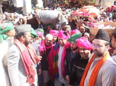 pakistani pilgrims attend khawaja moinuddin chishti s urs in india