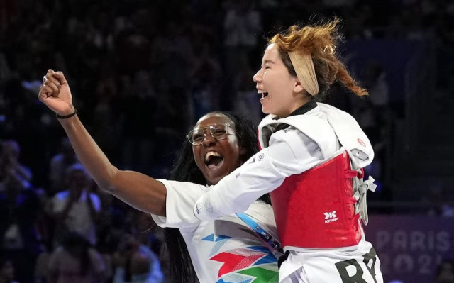 zakia khudadadi makes history with paralympic bronze for refugee team zakia khudadadi makes history with paralympic bronze for refugee team