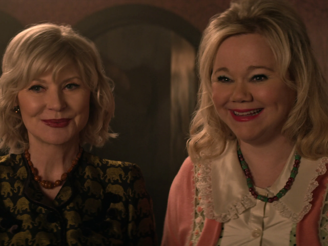 caroline rhea and beth broderick recall holiday memories from sabrina the teenage witch caroline rhea and beth broderick recall holiday memories from sabrina the teenage witch
