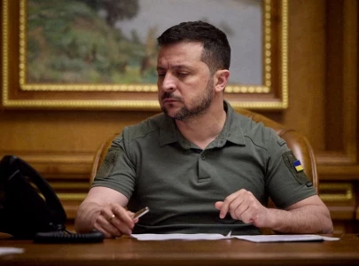 zelensky calls for european army