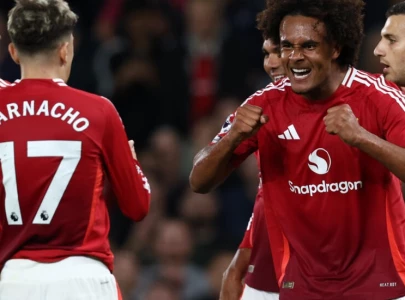 zirkzee s late strike gives man utd winning start in premier league opener zirkzee s late strike gives man utd winning start in premier league opener