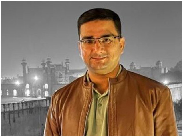 geo news producer zubair anjum photo twitter geo news producer zubair anjum photo twitter