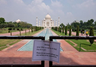 india s taj mahal gets first visitors even as coronavirus infections climb india s taj mahal gets first visitors even as coronavirus infections climb