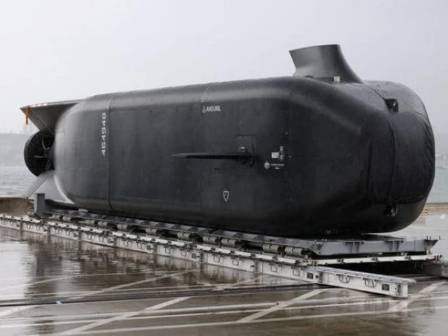 an anduril ghost shark extra large autonomous undersea vehicle xl auv is displayed at the royal australian navy base hmas kuttabul in sydney australia september 10 2025 source reuters