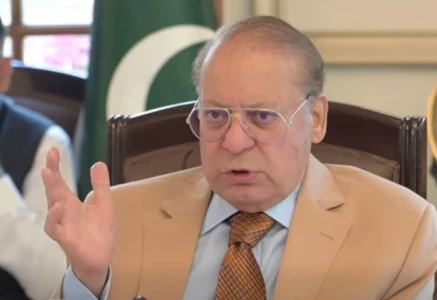 pakistan muslim league nawaz pml n president and former prime minister nawaz sharif speaks to party leaders in lahore on friday dec 12 2025 screengrab