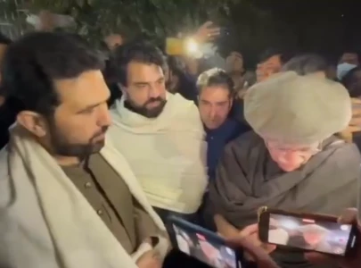 kp cm holds sit in outside adiala jail after visit to pti founder denied kp cm holds sit in outside adiala jail after visit to pti founder denied