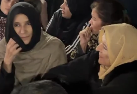 imran khan s sisters aleema khan and noreen khan during a sit in outside adiala jail on tuesday nov 25 2025 photo file