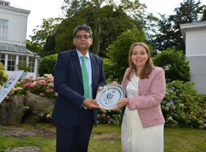 pakistani mission in netherlands hosts mango festival