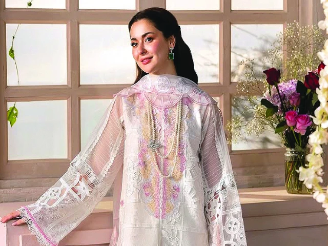hania frequently reminds followers to have a positive outlook photo instagram hania frequently reminds followers to have a positive outlook photo instagram