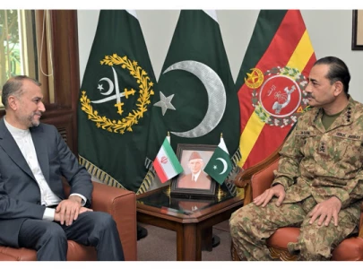 pakistan iran strike conciliatory tone