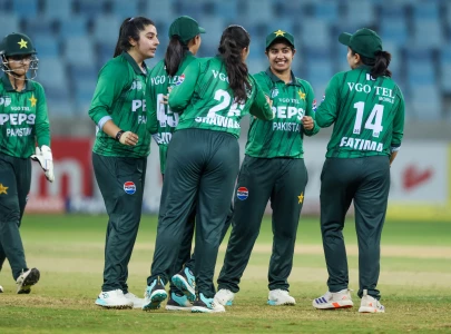nashra s record figures put pakistan in asia cup semis