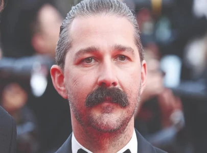 actor shia labeouf posts free me after arrest