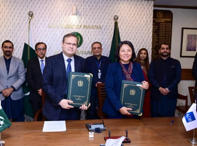 pakistan adb sign 730m deals for power transmission soe reforms