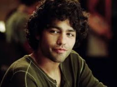 adrian grenier exits devil wears prada sequel won t reprise nate role adrian grenier exits devil wears prada sequel won t reprise nate role