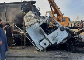 afghanistan bus crash kills 25 afghanistan bus crash kills 25