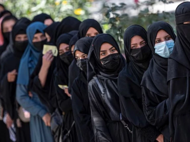 taliban allow afghan girls to study in pakistan