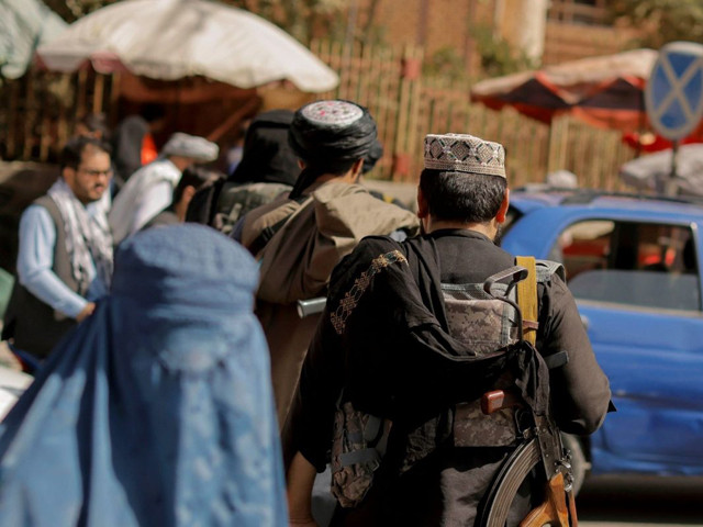 Photo of Taliban kill six Islamic State members in raid in Afghan capital – spokesman
