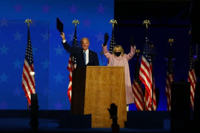 us vote count edges biden closer to victory as trump mounts legal challenges