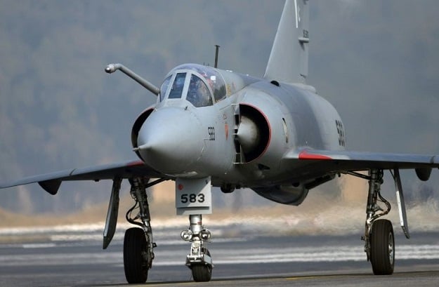 In this picture taken on December 27, 2017, a Mirage aircraft of the Pakistan Air Force (PAF) prepares for a first test run at the Pakistan Aeronautical Complex after an overhaul at the Mirage Rebuild Factory (MRF) in Kamra, west of the capital Islamabad. PHOTO: AFP