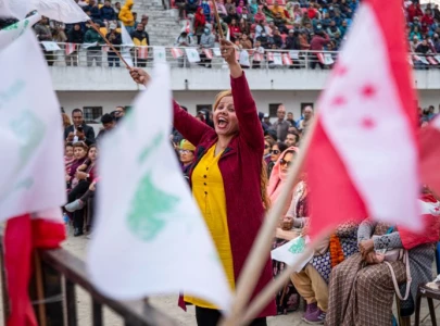 nepal rivals rally on final day of election campaign
