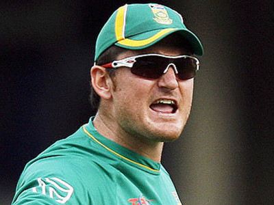 smith steps down as twenty20 captain