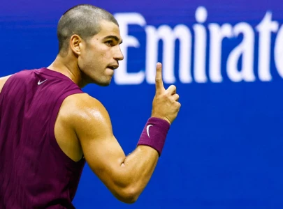 alcaraz romps into us open fourth round alcaraz romps into us open fourth round